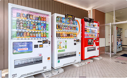 自販機を敷設した玄関ホール